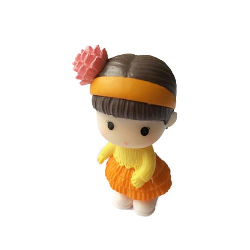 Dziewczynka z pomarańczową opaską na głowie.jpg