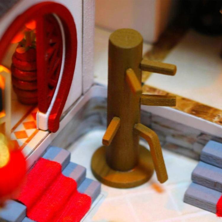 Miniaturowy domek - Dom Kwitnącej Wiśni