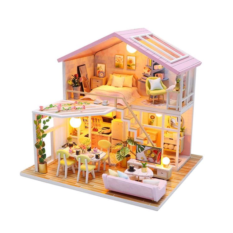 Miniaturowy domek - Śniadanie pod pergolą