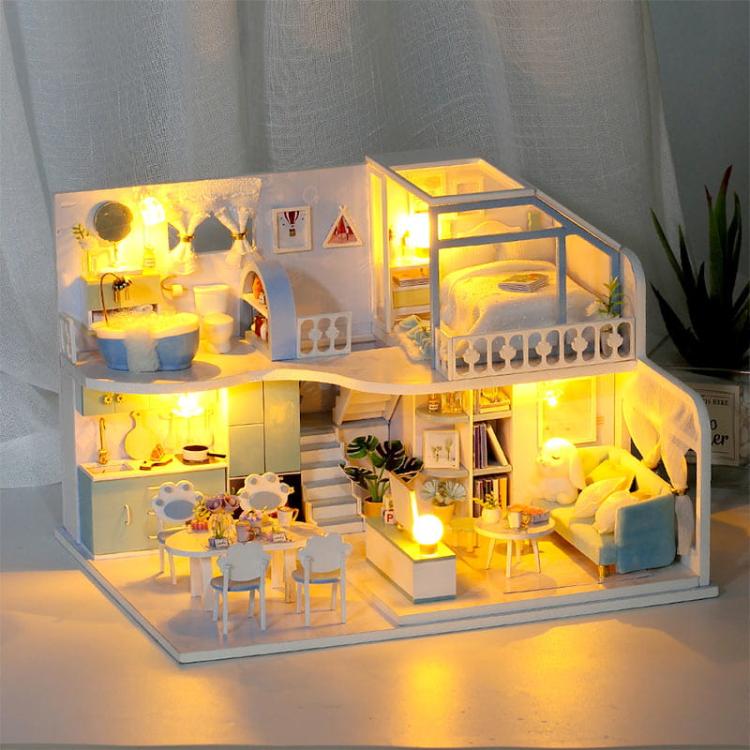 Miniaturowy domek - Błękitne niebo