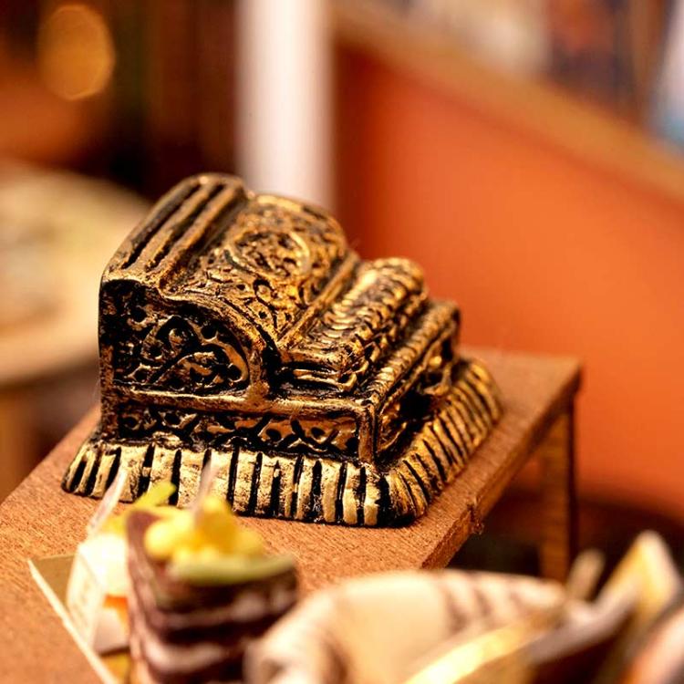 Miniaturowy domek - Momo Tea Bar