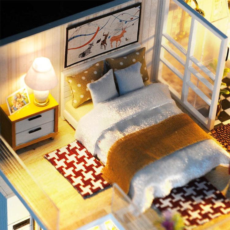 Miniaturowy domek - Zachód słońca w Alpach