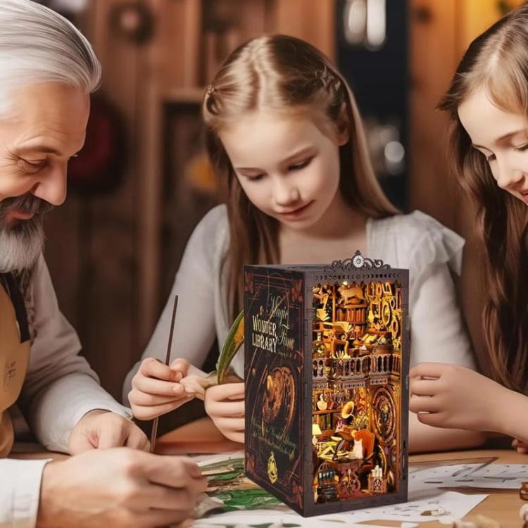 Świątynia wiedzy* - Miniaturowy domek Book Nook Aslowsnail