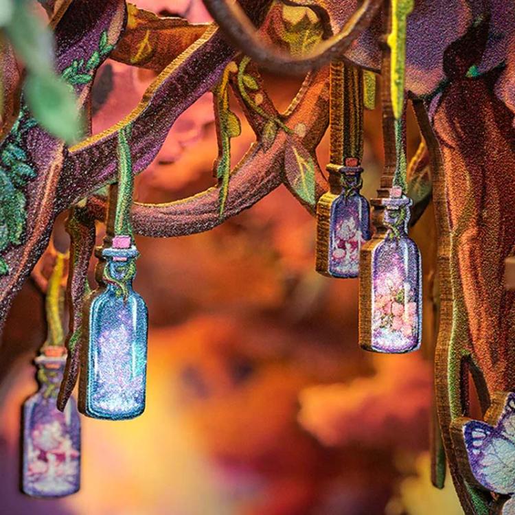 Leśny świat baśni*- Book Nook CuteBee