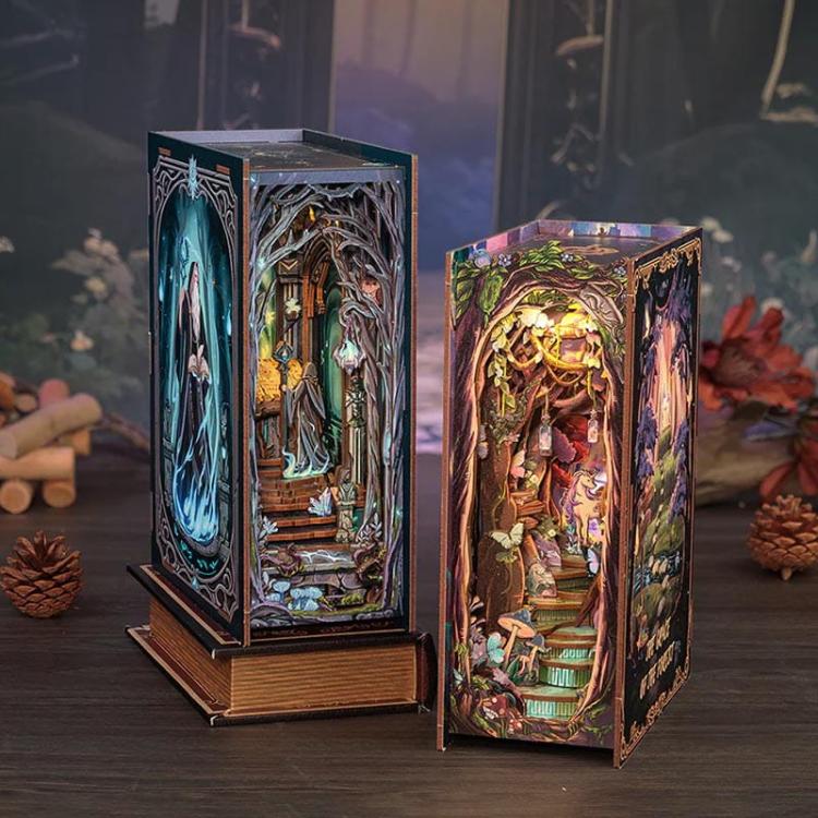 Leśny świat baśni*- Book Nook CuteBee