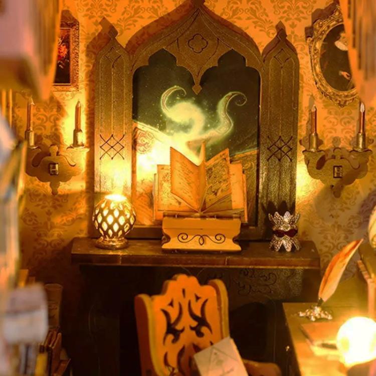 Świat czarodziejów* - Book Nook