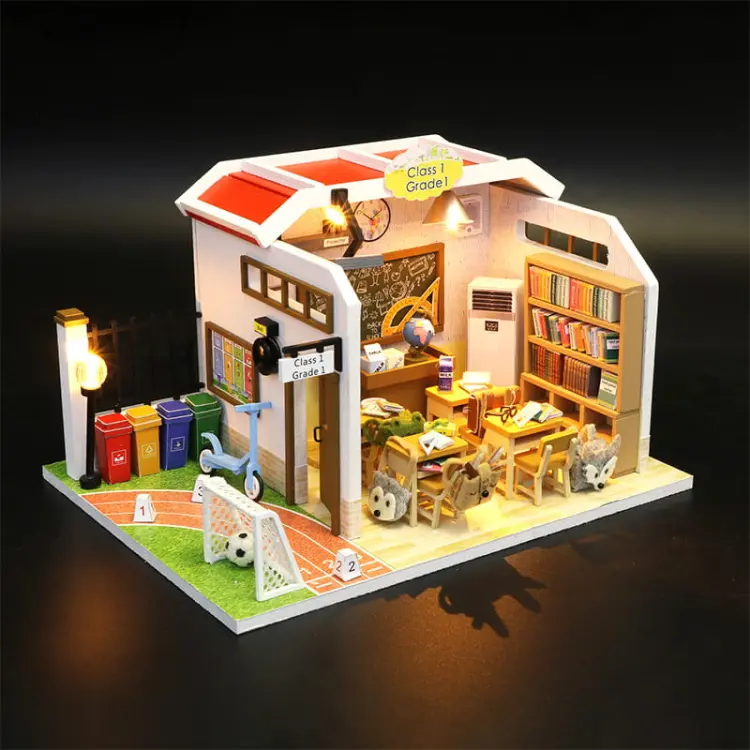 Miniaturowy domek - Wesoła szkoła