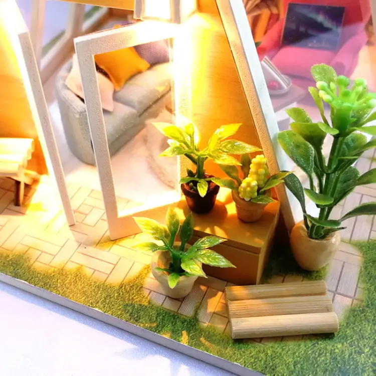 Miniaturowy domek Domek nad jeziorem