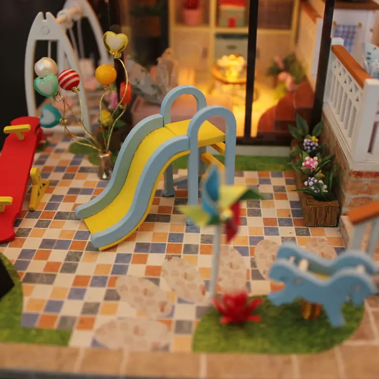 Lukrowy poranek* - miniaturowy domek DIY
