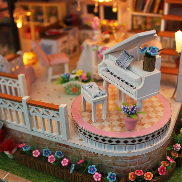 Lukrowy poranek* - miniaturowy domek DIY
