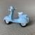 Skuter Vespa niebieska 5.jpg