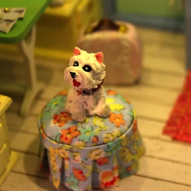 Miniaturowy domek - Wakacje na kempingu