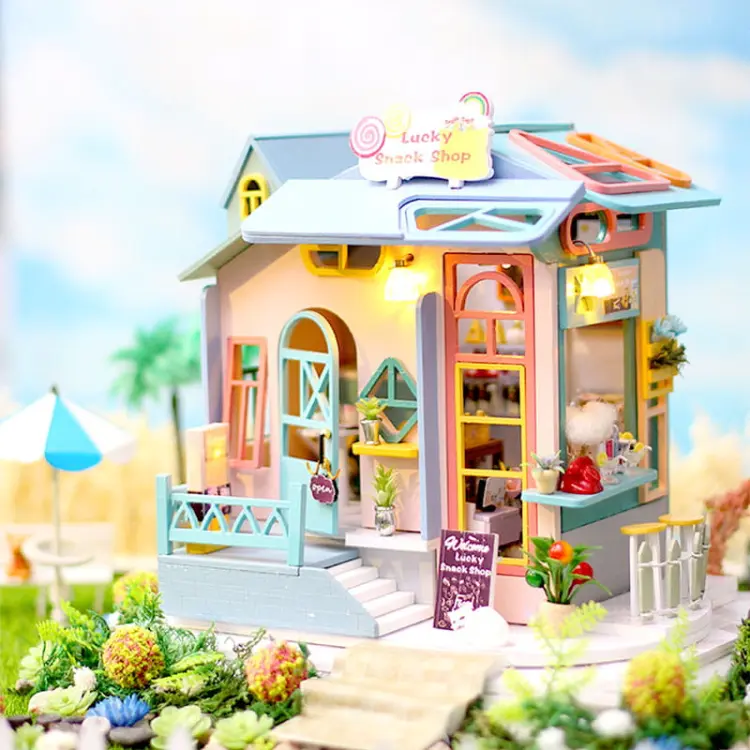 Miniaturowy domek - Landrynkowy świat