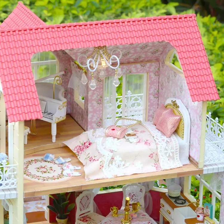 Miniaturowy domek - Herbatka u Królowej