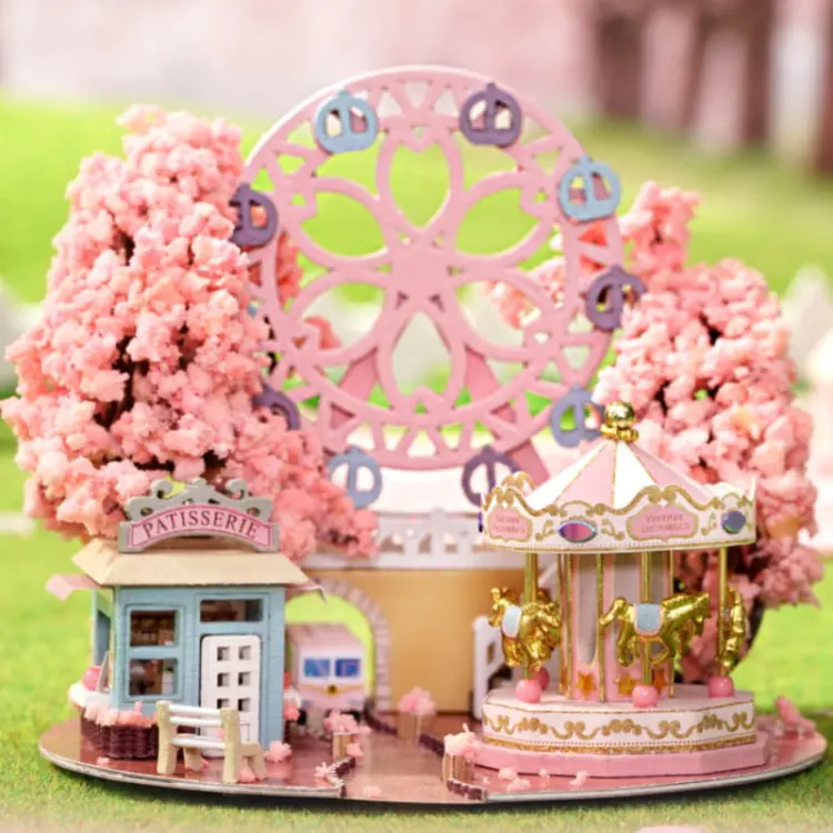 Miniaturowy domek - Bajkowa sakura