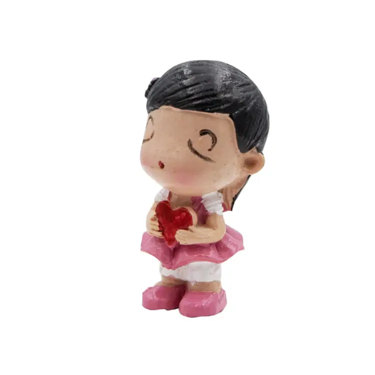 Miniaturowa figurka Zakochani. Dziewczynka.