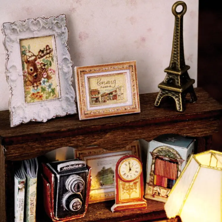 Miniaturowy domek DIY - Francuskie studio