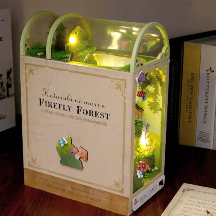 Zaczarowany las - Miniaturowy domek Book Nook