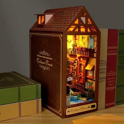 Miasteczko Colmar - Book Nook