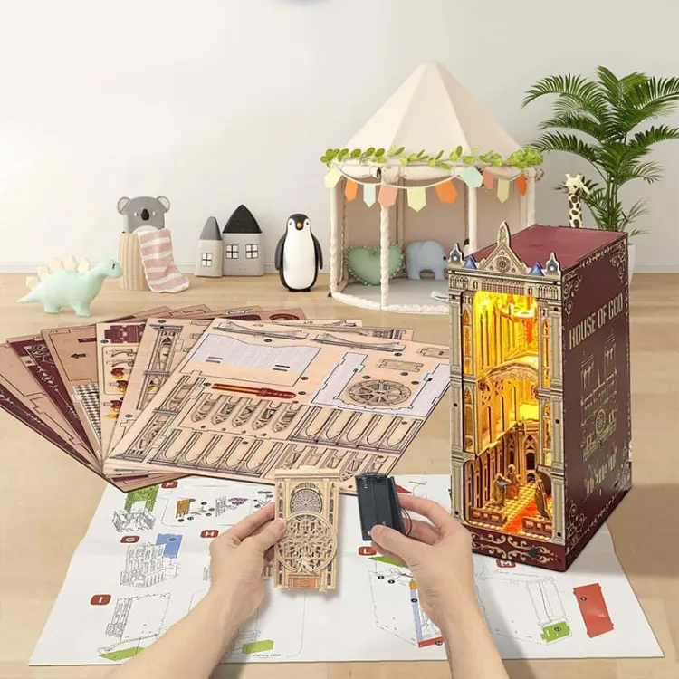 Gotycka katedra - Book Nook