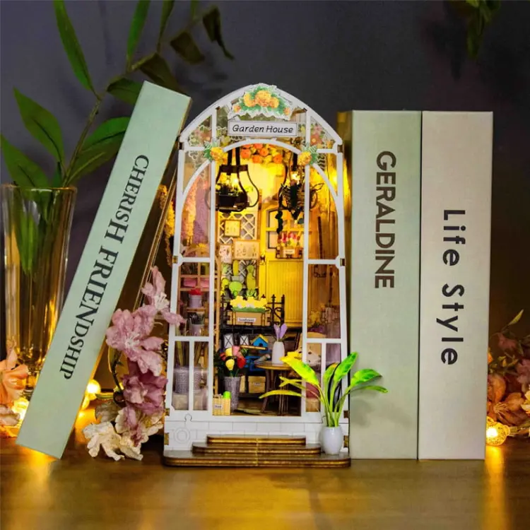 Biała oranżeria - Book Nook