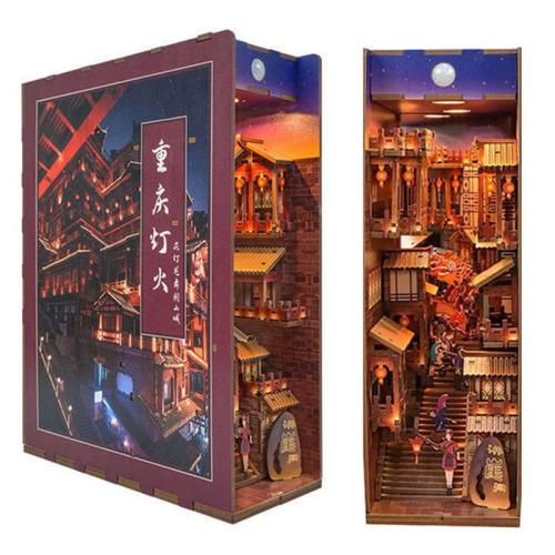 Miasto Błękitnej Rzeki Jangcy - Book Nook Tonecheer