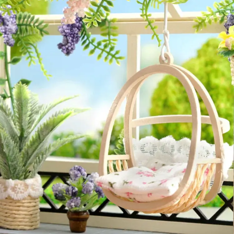 Klimatyczna Lizbona*- Miniaturowy domek