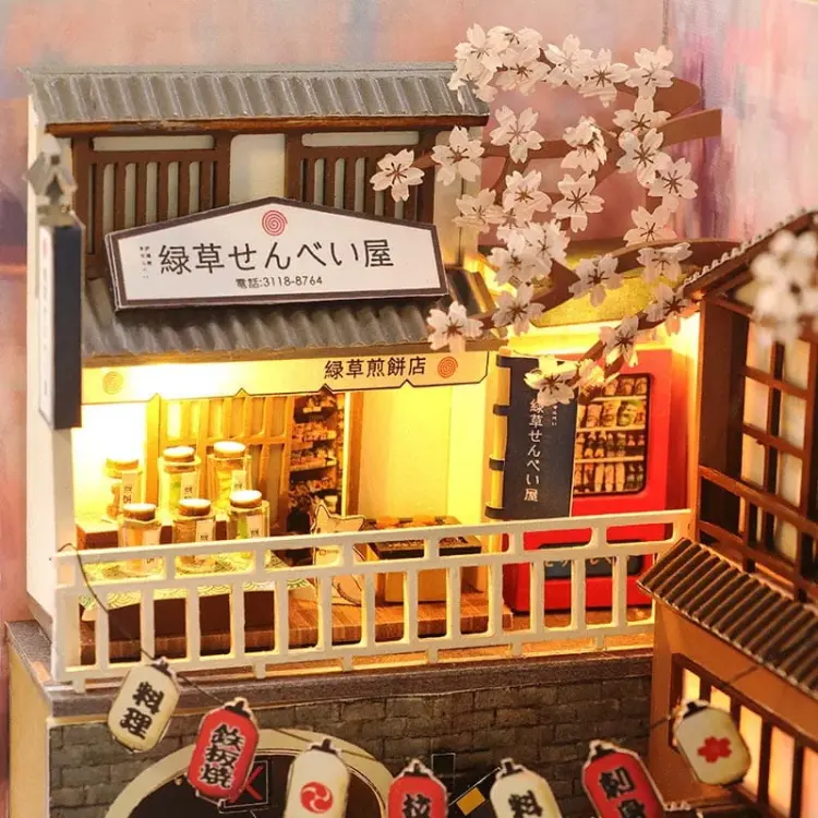 Miniaturowy domek Book Nook - Podróż na Hanami