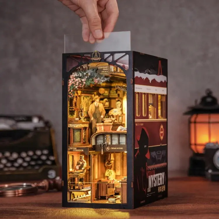 Zagadka Orient Expressu*- Book Nook CuteBee
