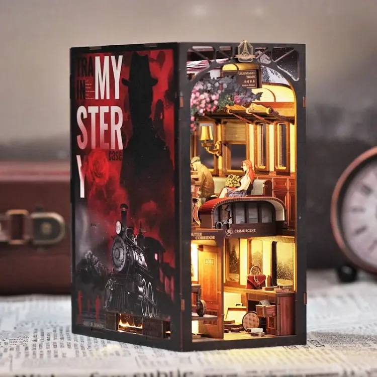 Zagadka Orient Expressu*- Book Nook CuteBee