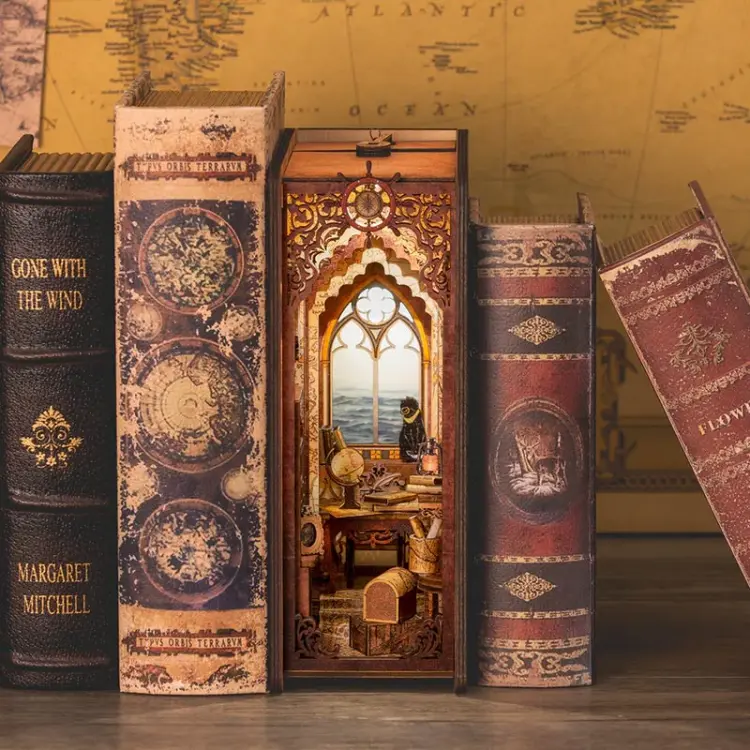 Wyprawa Kolumba - Book Nook CuteBee