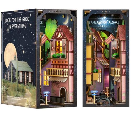 Spacer pod gwiazdami - Book Nook CuteBee