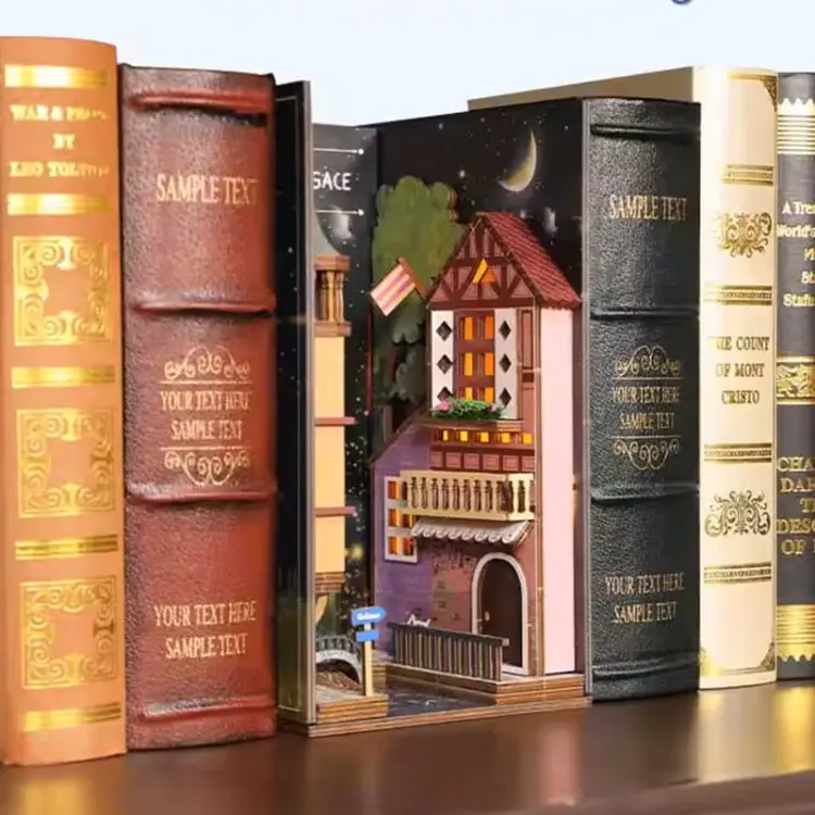 Spacer pod gwiazdami - Book Nook CuteBee