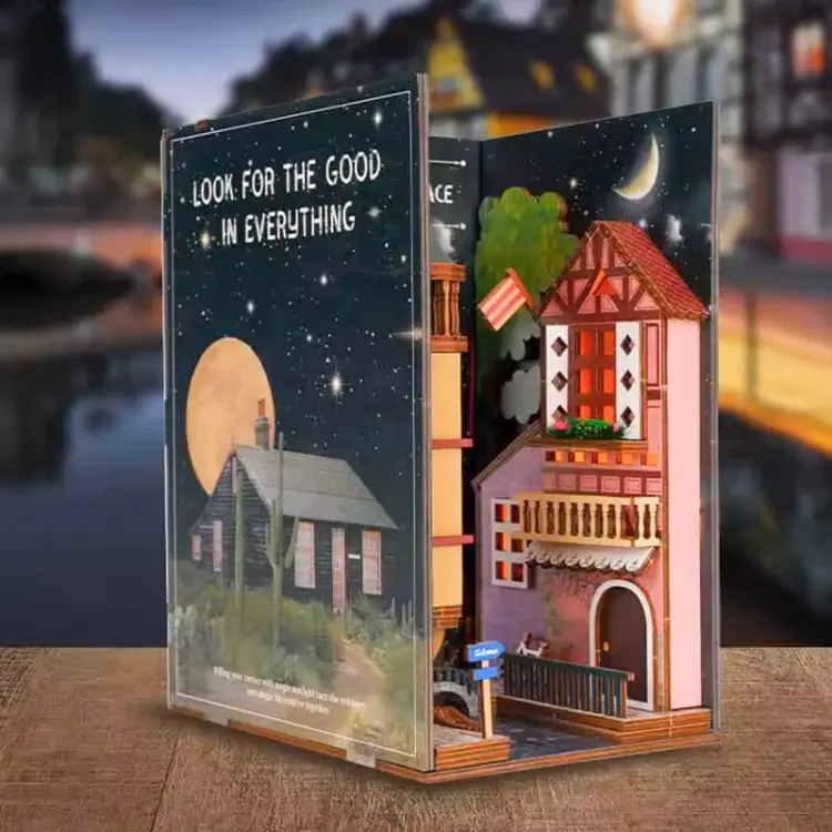 Spacer pod gwiazdami - Book Nook CuteBee