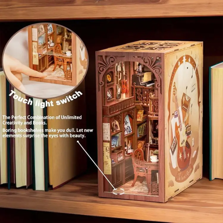 Sekretny gabinet* - Book Nook CuteBee