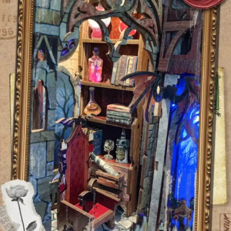 Blask magii - Miniaturowy domek Book Nook Joincon