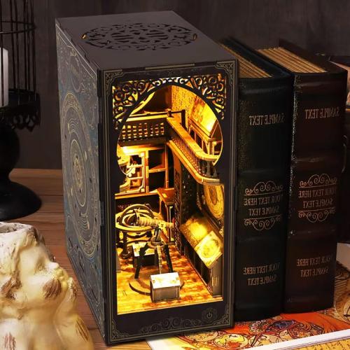 Portal astronomiczny - Book Nook