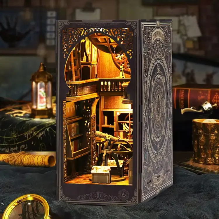 Portal astronomiczny - Book Nook
