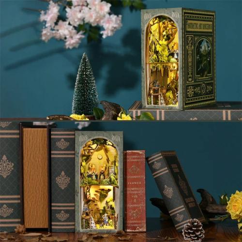 Czarnoksiężnik z Krainy OZ* - Miniaturowy domek Book Nook Aslowsnail