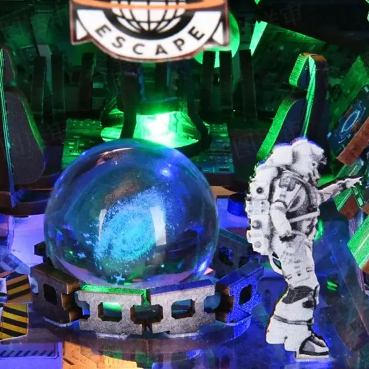 Interstellar*- Miniaturowy domek Book Nook Aslowsnail