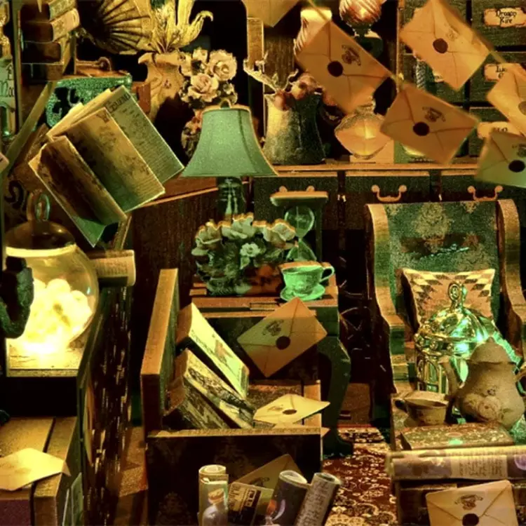 Dom czarów* - Miniaturowy domek Book Nook Aslowsnail