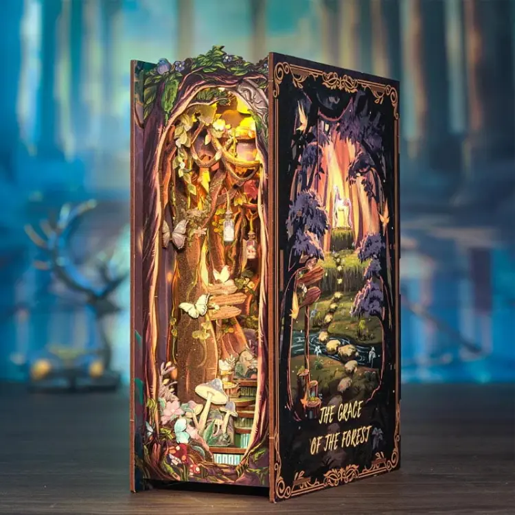 Leśny świat baśni*- Book Nook CuteBee