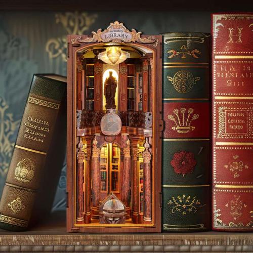 Księgi Zakonu Feniksa* - Book Nook