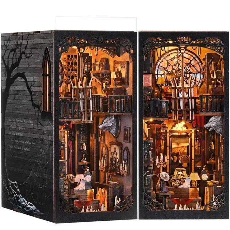 Dracula family* - Miniaturowy domek Book Nook Aslowsnail