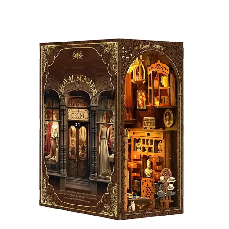 Królewski krawiec* - Book Nook