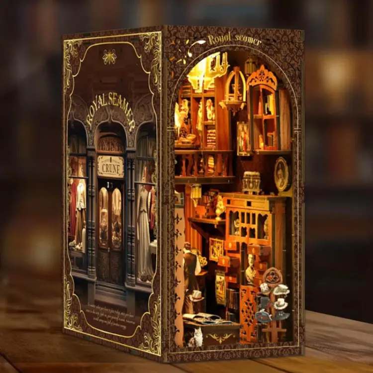 Królewski krawiec* - Book Nook