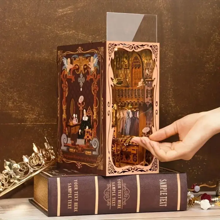 Królewska garderoba* - Miniaturowy domek Book Nook Aslowsnail
